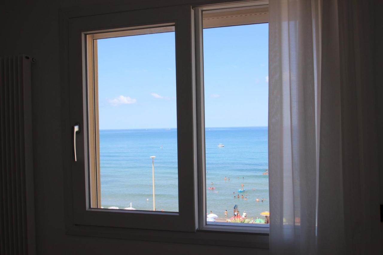 B&B Le Suites Di Costanza Cefalù Exterior foto